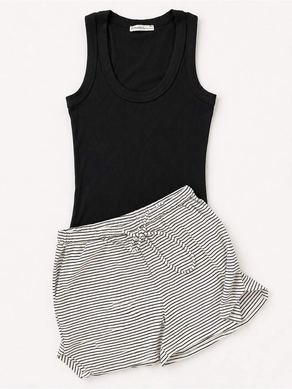Zenana Ribbed scoop neck Tank & Culture code ribbed white & black short